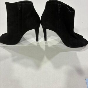 Michael Kors Open toe Black suede ankle boots with 4 inch heel size 7M. SKU10.